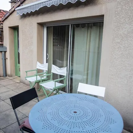 Maison *